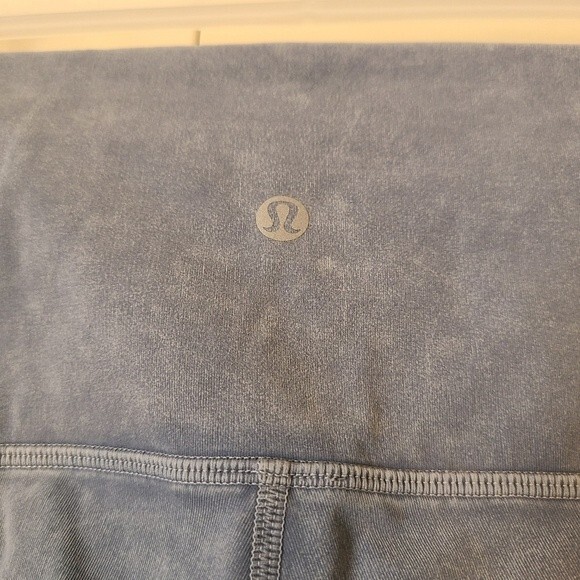 Lululemon Wunder Under leggings size 6 - Picture 6 of 6